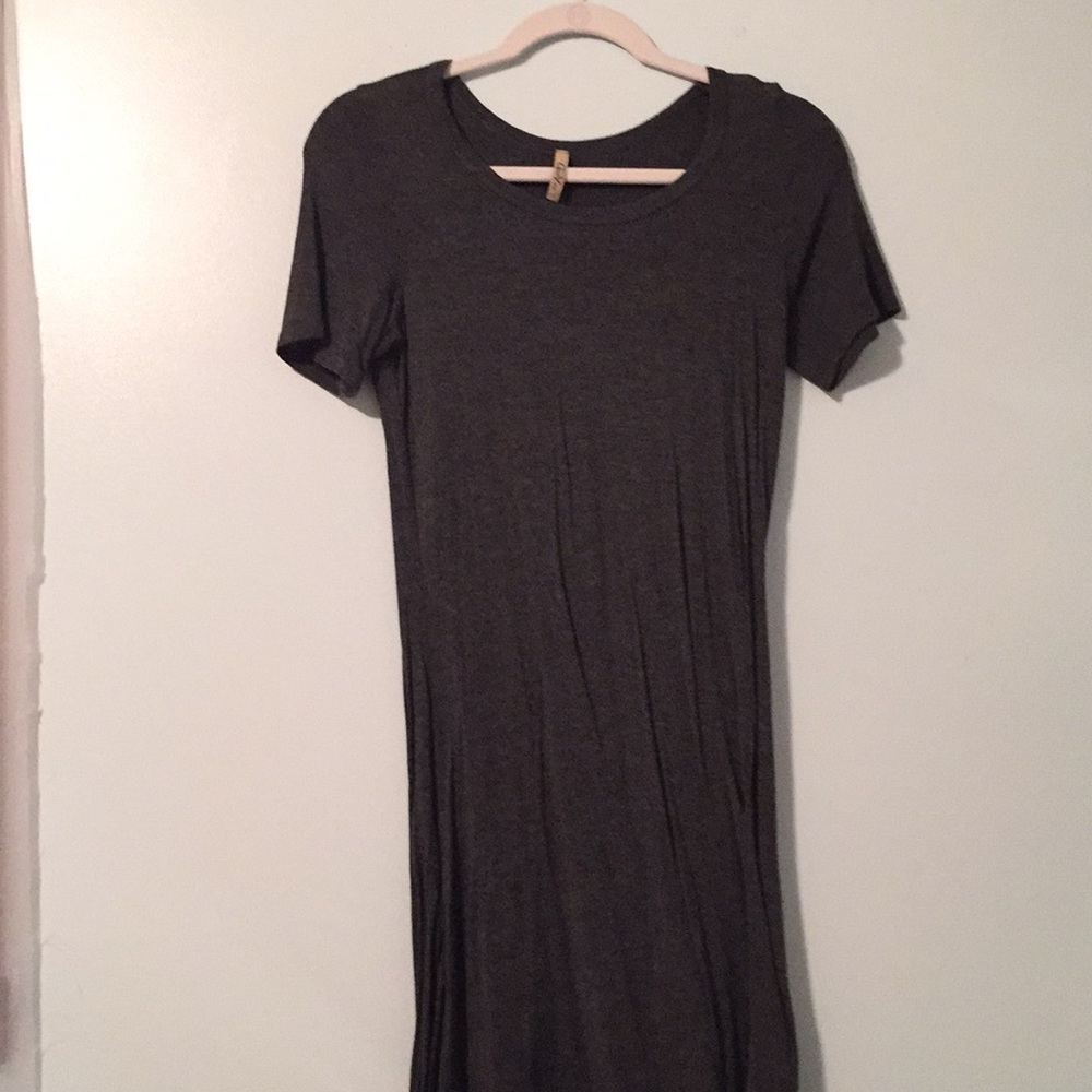 Charcoal grey T-shirt dress